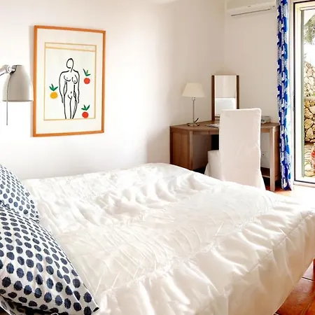 Sleeps 6 With Pool And Air Con Villa Áyios Nikítas